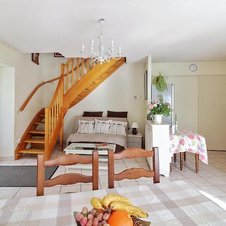 Maison de 2 chambres avec terrasse et wifi a Ornans Extérieur photo