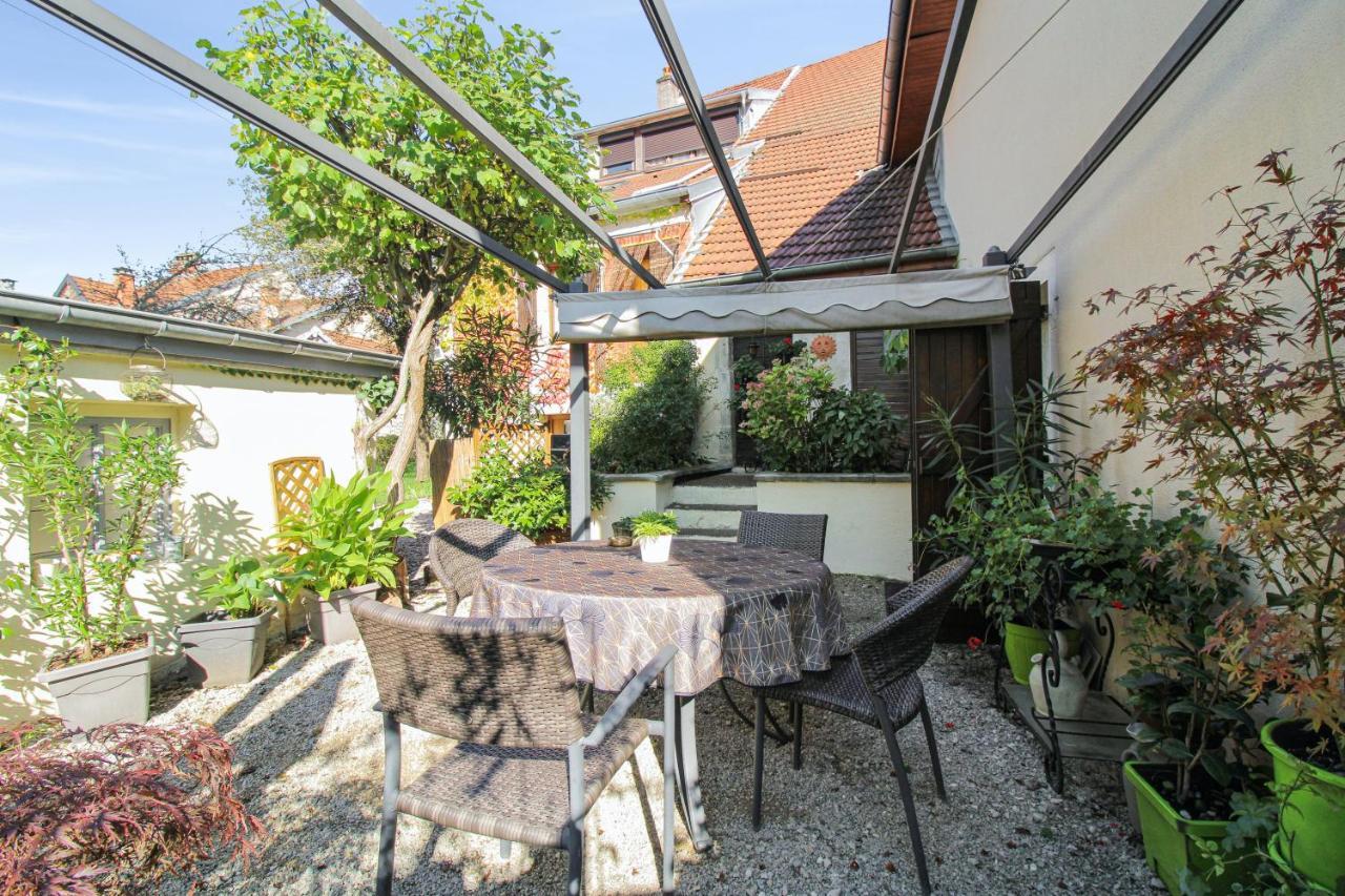 Maison de 2 chambres avec terrasse et wifi a Ornans Extérieur photo