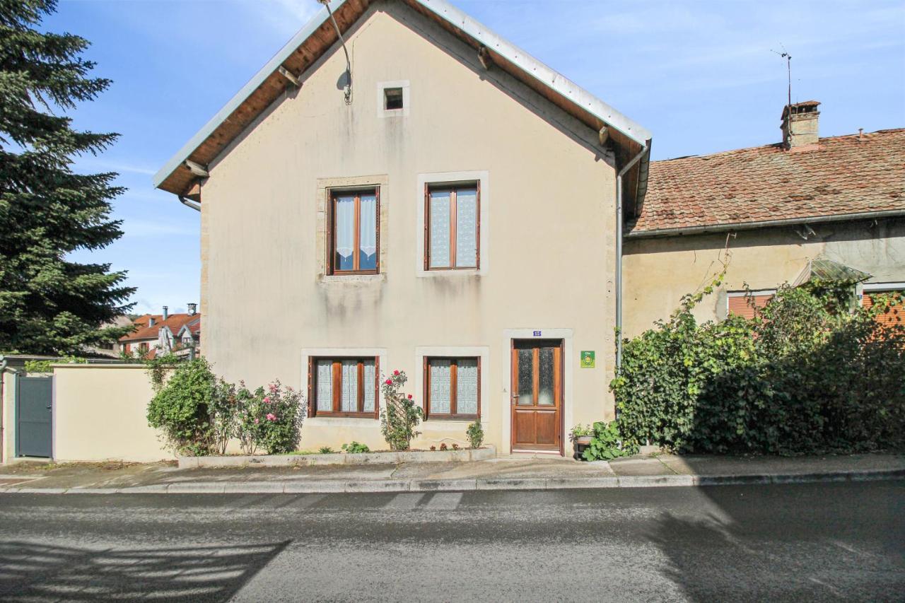 Maison de 2 chambres avec terrasse et wifi a Ornans Extérieur photo