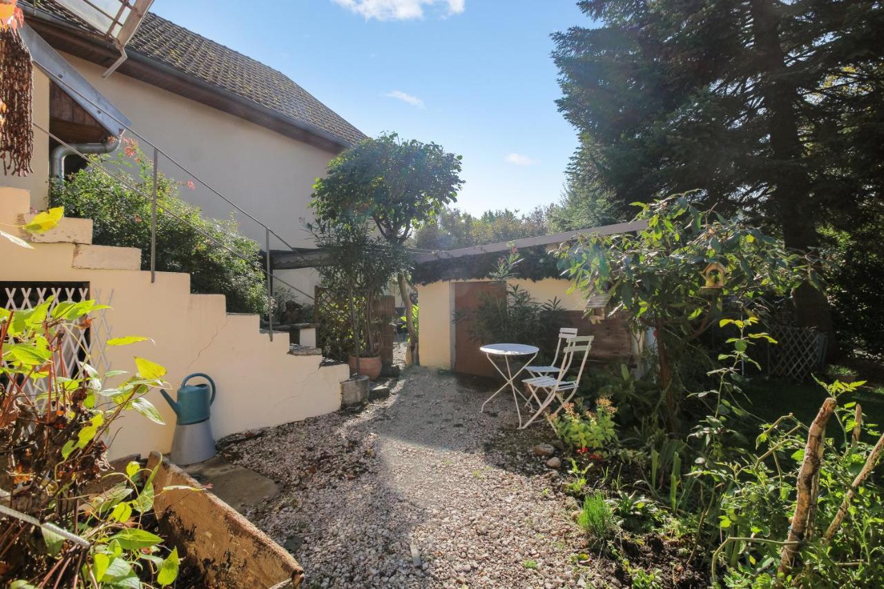 Maison de 2 chambres avec terrasse et wifi a Ornans Extérieur photo